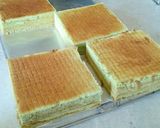 Foto langkah ke 7 dari resep Lapis Legit Pandan Putih Telur.