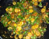 A picture of step 4 of Short grain fried rice.