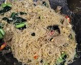 Foto langkah ke 7 dari resep Bihun goreng.