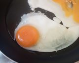 Foto del paso 2 de la receta: Huevo Frito