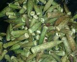 صورة لخطوة 1 من وصفة حوسة البامية من ايدين لنوش 😋😋😋😋🙈
