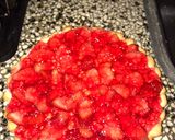 Foto del paso 3 de la receta: Tarta de frutillas con crema