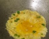 Foto langkah ke 3 dari resep [201] Telur Dadar Daun Bawang.
