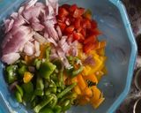 A picture of step 3 of Potato mix bell pepper crispy cheese balls.