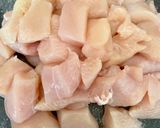 Une image de l'étape 1 de Poulet à la sauce crémeuse.
