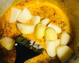 A picture of step 3 of Aloo ki tahiri.