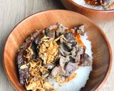 Hình bước làm 3 của món Xôi lòng gà xào