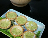 Foto del paso 5 de la receta: Tartaleta de salmón ahumado, queso de trufa y guacamole