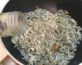 魩仔魚炒蒜味花生的食譜步驟4照片