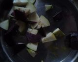 A picture of step 4 of Guava and beat root ka juice.