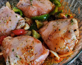 Foto del paso 1 de la receta: Contramuslos de pollo en salsa "picantitos"