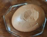 Gambar langkah 1 resipi Telur retak seribu.