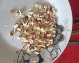 Foto del paso 4 de la receta: Bacalao con cebolla caramelizada y almendras fritas
