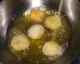 A picture of step 8 of Daal mash (white lentil) ke dahi bare (iftar recipe).