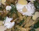 Une image de l'étape 4 de [ONE POT] Orzo aux épinards & duo de fromages frais.