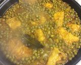 Foto del paso 5 de la receta Merluza con guisantes en amarillo 🐟