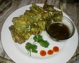 A picture of step 16 of Chicken hariyali kebab with green chutney.