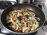 Spaghetti con champiñones