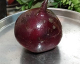 A picture of step 1 of Beetroot Raita.