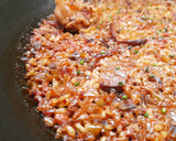 Foto del paso 12 de la receta: Arroz de peus de porc y ceps