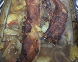 Foto del paso 3 de la receta: Pechito de cerdo horneado con papas en salsa agridulce (con Coca Cola)