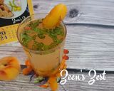 A picture of step 4 of Peach Mint Mojito.