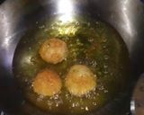 A picture of step 9 of Daal mash (white lentil) ke dahi bare (iftar recipe).