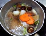รูปขั้นตอนการทำที่ 3 ของ เส้นเล็กน้ำไก่ตุ๋น