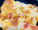 Foto langkah ke 6 dari resep Omelette Sosis Keju.