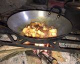 Hình bước làm 3 của món Thịt kho củ cải