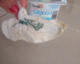 Foto del paso 6 de la receta: "Pingüinos" versión saludable en microondas
