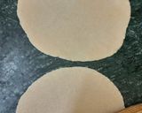 A picture of step 3 of Pizza Paratha or Desi Pizza, without oven.