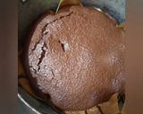A picture of step 5 of Oreo Chocolate marble cake.