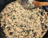 Foto del paso 8 de la receta: Caracoles con pavo a la pimienta y aceitunas