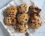 Foto langkah ke 7 dari resep Cranberry Chocolate Scone.