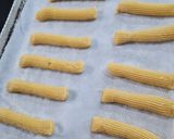 A picture of step 12 of Baked Churros.