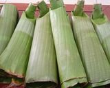 Foto langkah ke 2 dari resep 167. Lupis Ketan Hitam Bungkus Daun Pisang.