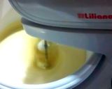 Foto del paso 2 de la receta: Bizcochuelo "pequeña casita" 🥚🥚🥚🏠