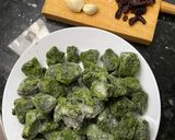 Foto del paso 1 de la receta: Espinacas al estilo andaluz