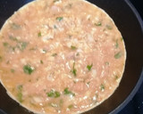 Foto del paso 3 de la receta: Tortilla de atún cebolla y queso