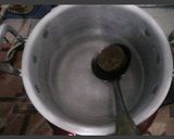 Foto langkah ke 1 dari resep Puding Leci Gula Jawa Susu Coklat.