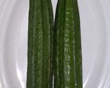 Foto langkah ke 1 dari resep Sup Oyong Makaroni Sosis.