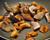 Une image de l'étape 2 de Butternut farcie aux champignons.