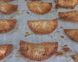Foto del paso 7 de la receta: Empanadillas de manzana, arándanos y nueces