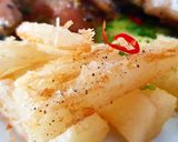 Foto del paso 5 de la receta: Manitas de cerdo a la parrilla con yuca frita 🔥🔥🔥