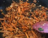 A picture of step 3 of Chicken bolognese sauce.