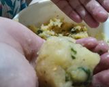 A picture of step 8 of Potatoes cheese donuts.