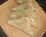 A picture of step 3 of Veg curd sandwich.