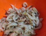 Foto langkah ke 1 dari resep Peyek Udang Daun Kunyit (1226).