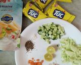 A picture of step 1 of Mayo tarter tuc sandwiches.